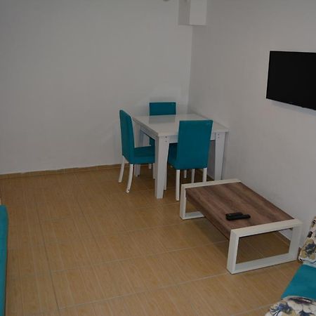 Mavi Butik Apart Кешме Экстерьер фото
