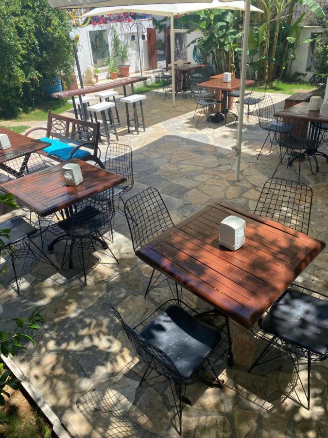 Mavi Butik Apart Кешме Экстерьер фото