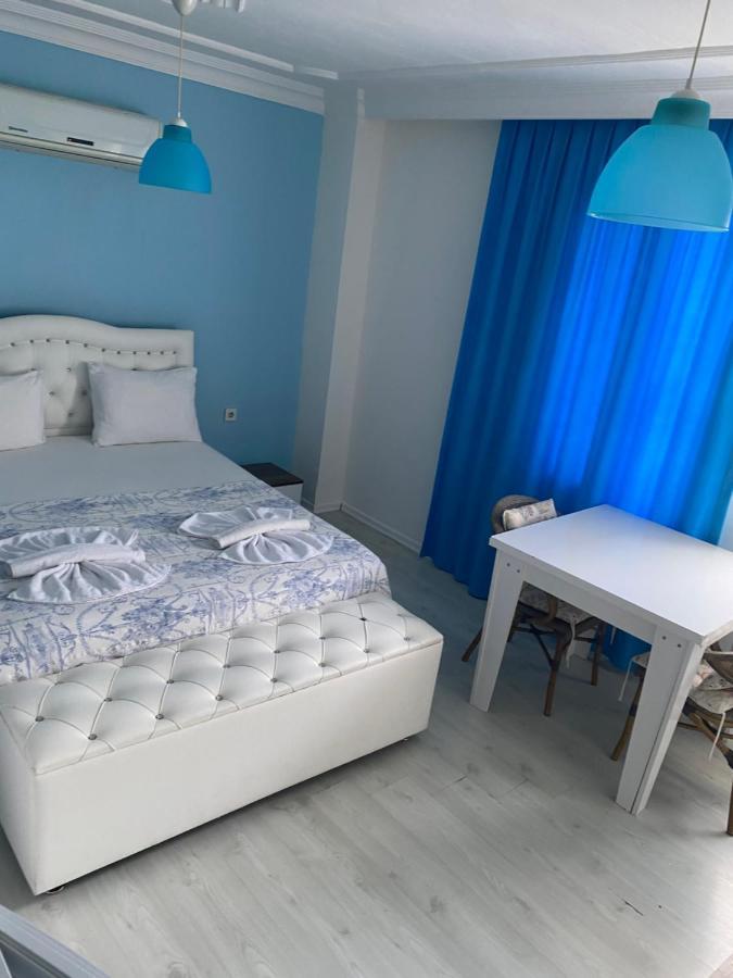 Mavi Butik Apart Кешме Экстерьер фото