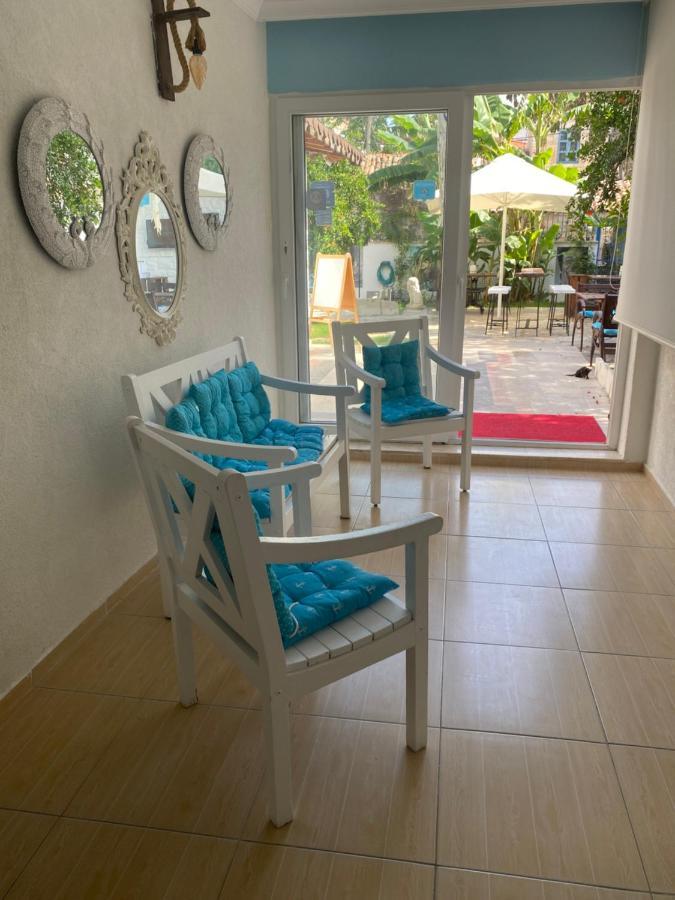 Mavi Butik Apart Кешме Экстерьер фото