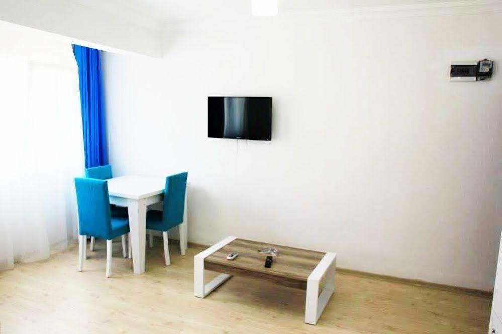 Mavi Butik Apart Кешме Экстерьер фото