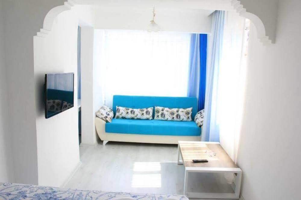 Mavi Butik Apart Кешме Экстерьер фото