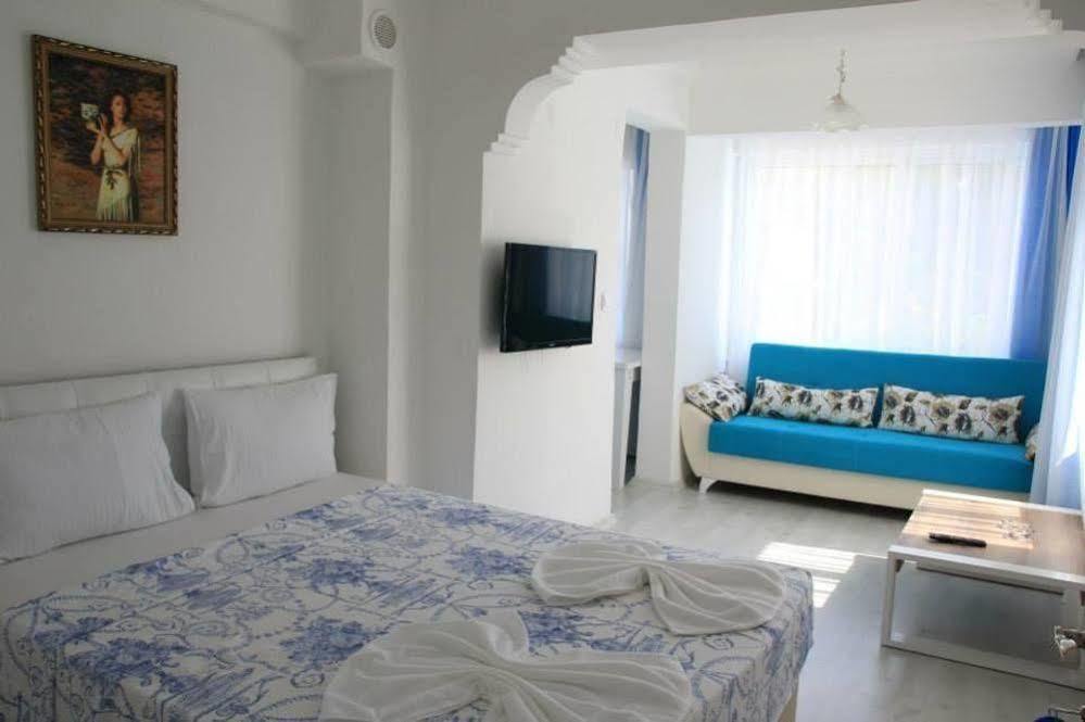 Mavi Butik Apart Кешме Экстерьер фото