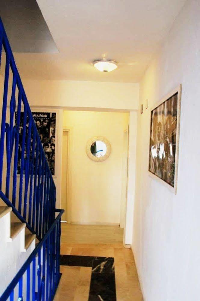 Mavi Butik Apart Кешме Экстерьер фото