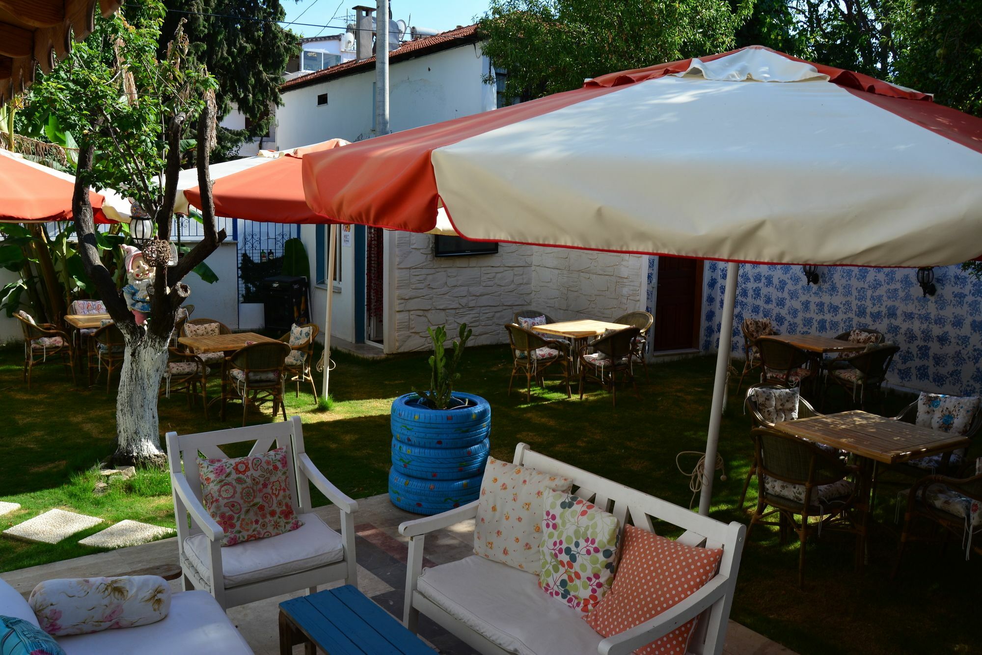 Mavi Butik Apart Кешме Экстерьер фото